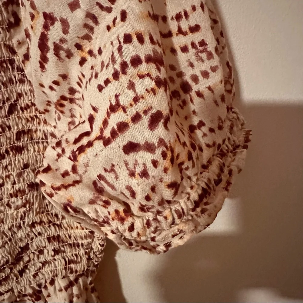 Old Navy Red and Cream Puff Sleeve Peplum Blouse Medium Boho Summer Spring‎ - Picture 11 of 14